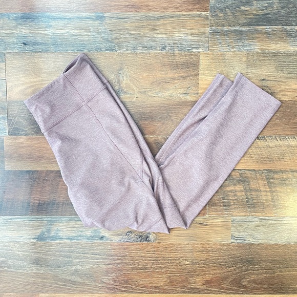 Outdoor Voices Crop Light Purple/Pink High Waisted Leggings Size Medium - Picture 2 of 5